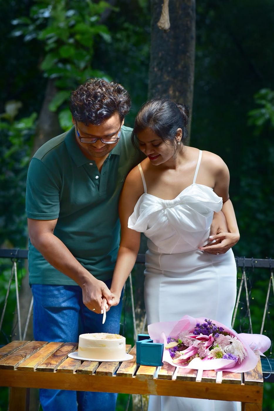 Cutting the cake together